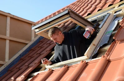 Pose de fenêtres de toit Velux au Poët